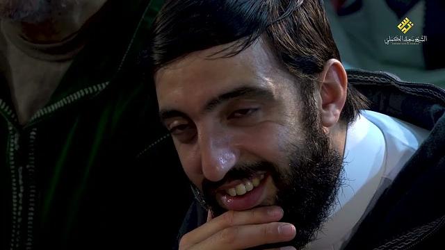 9 دقائق من المُتعة ! أقوى مدح وأقبح هجاء من المتنبي  لكافور الإخشيدي