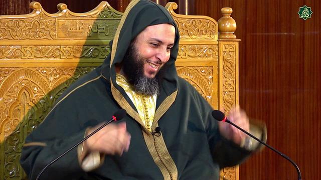 شعر حزين لأبي علاء المعري إلى خاله ! الشيخ سعيد الكملي