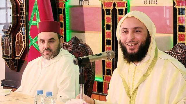 الرد على من يطعن ويشكك في صحيح البخاري ! ادعوك لسماع هذا المقطع الرائع للشيخ  الكملي