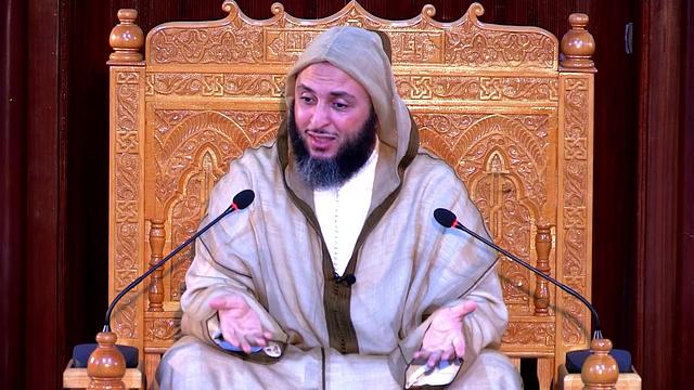 بيان الخلاف في سجود التلاوة في الصلاة  ..تفصيل رائع للشيخ سعيد الكملي