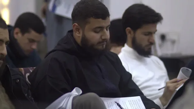 إنّ الطّريق الّذي يُساق فيه القلب إلى الله، لا يعود منه الإنسان كما كان أبدًا