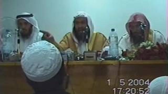 مشاركة الشيخ عثمان الخميس  في محاضرة محبة آل البيت   7