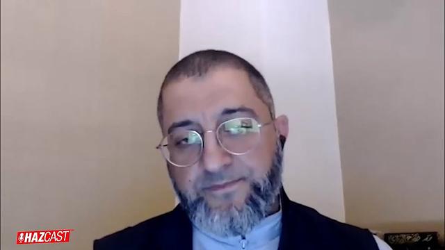 يسرد قصته منذ الطفولة وحتى الآن ويشرح الفرق بين علم النفس وفقه النفس | عبدالرحمن ذاكر الهاشمي